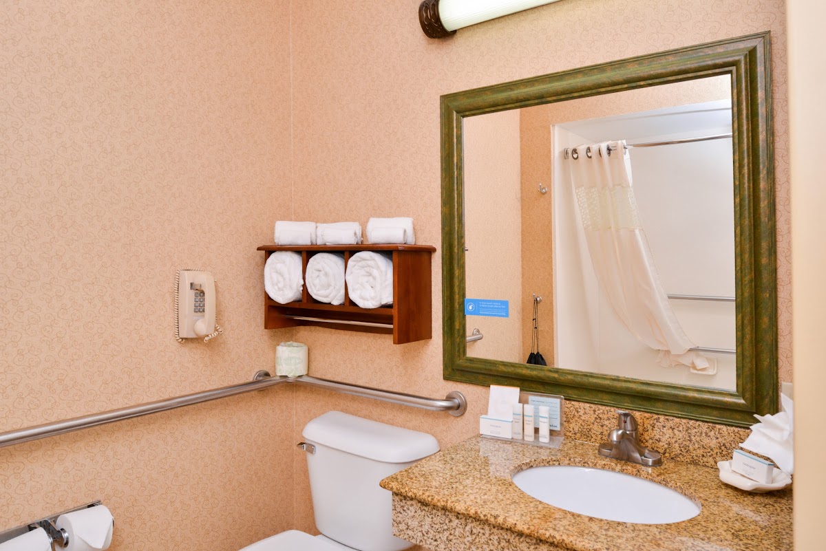 Hampton Inn Elkhart photo 3