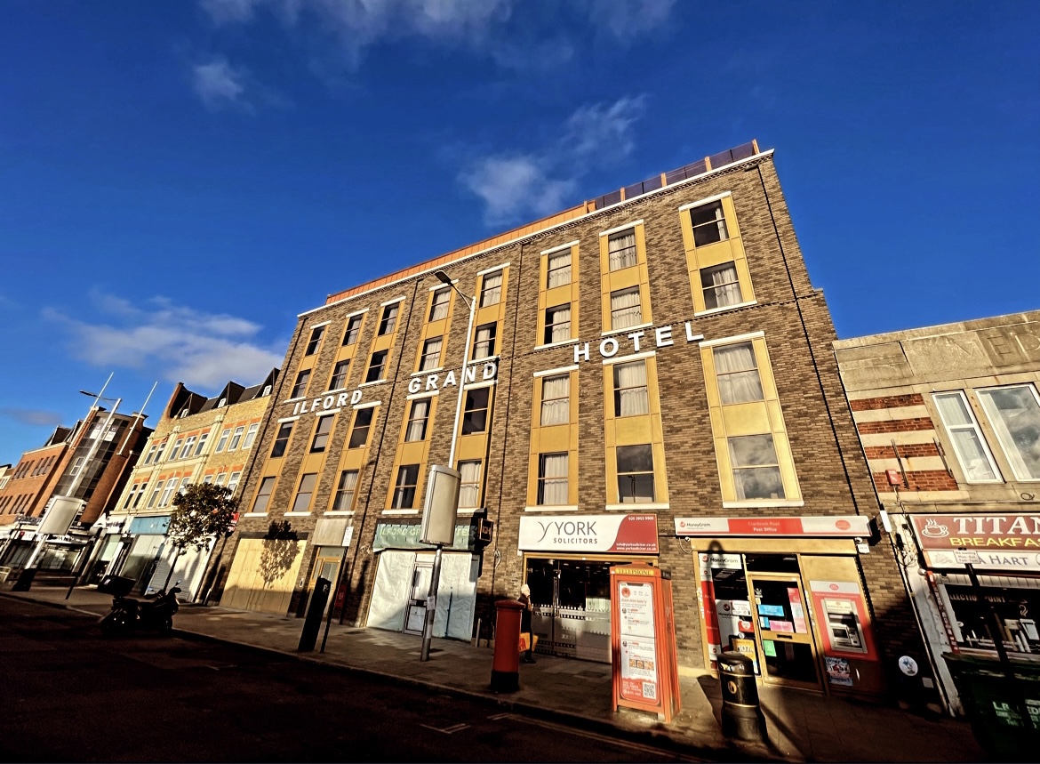 Ilford Grand Hotel