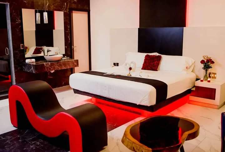 Amore Mio Grand Motel
