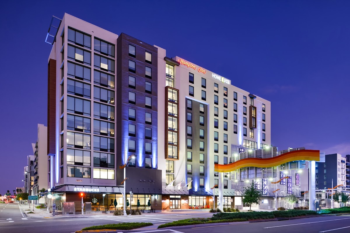 Hampton Inn Tampa Downtown Channel District photo 2