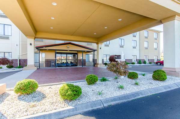 Comfort Suites Wytheville near Conference Center photo 3