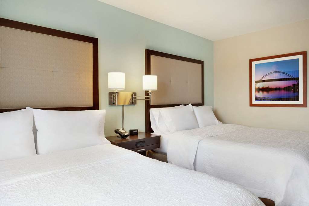 Hampton Inn Portland/Clackamas photo 2