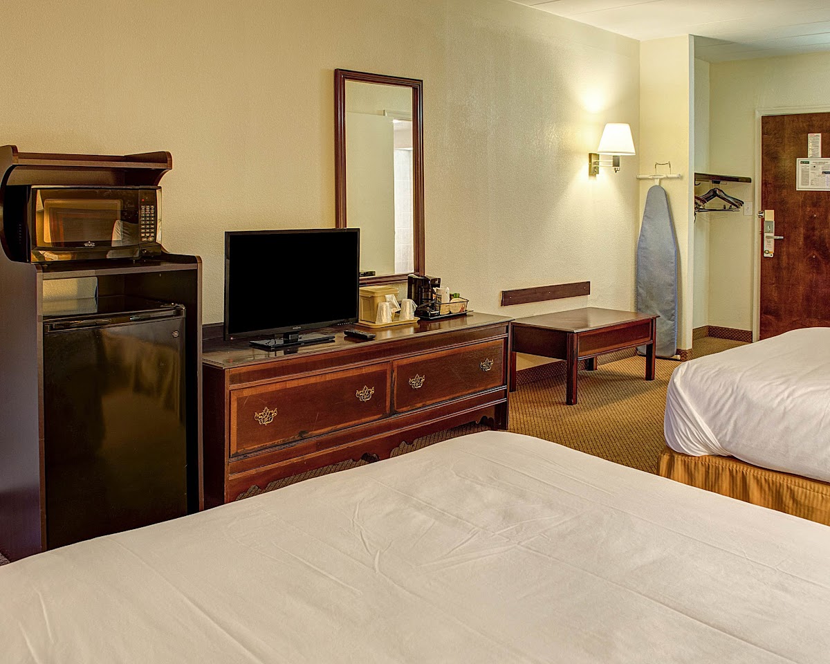 Quality Inn Richmond North photo 3