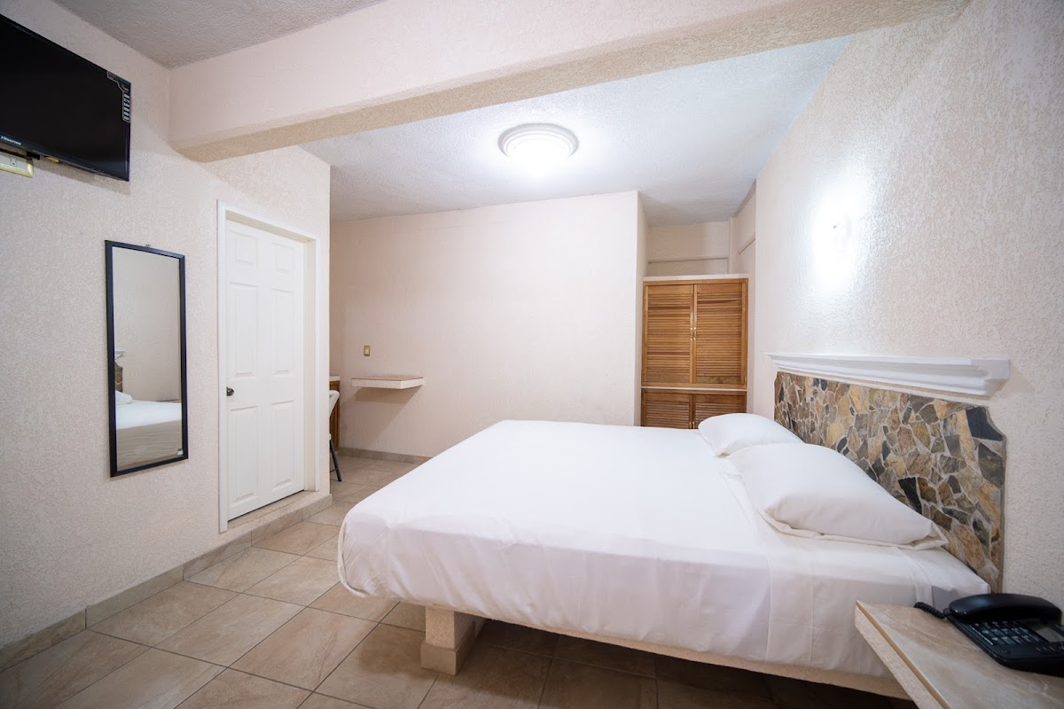 HOTEL PENÍNSULA Salina Cruz