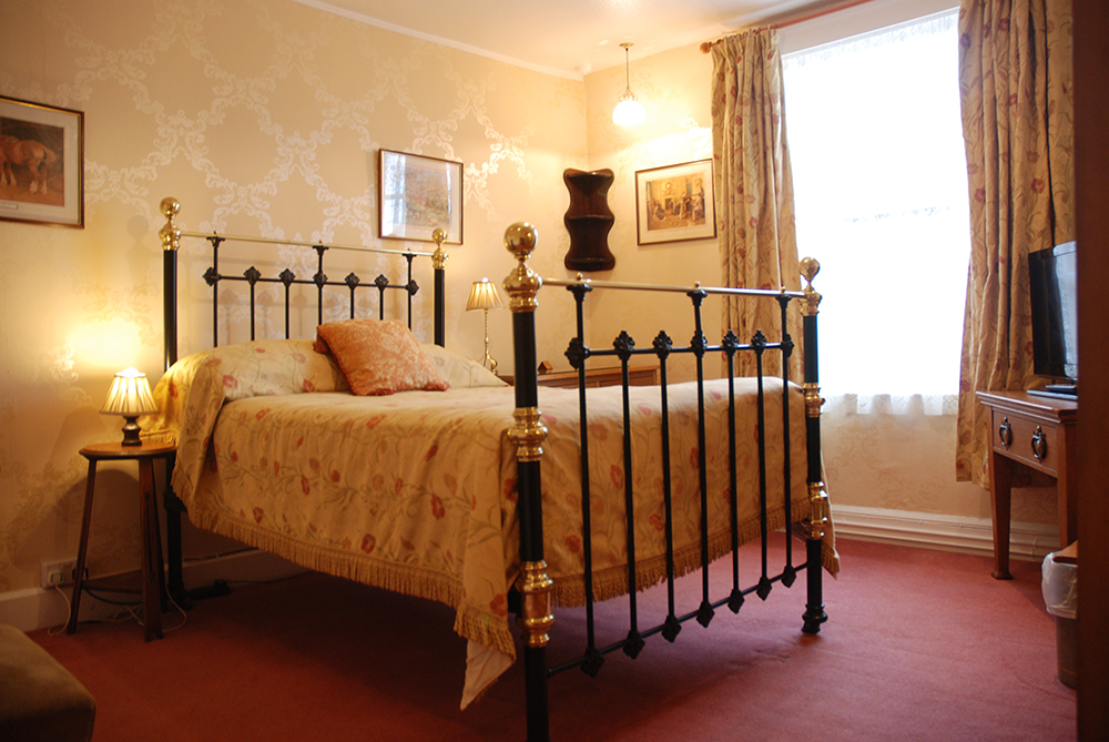 Crown & Trumpet Inn photo 3