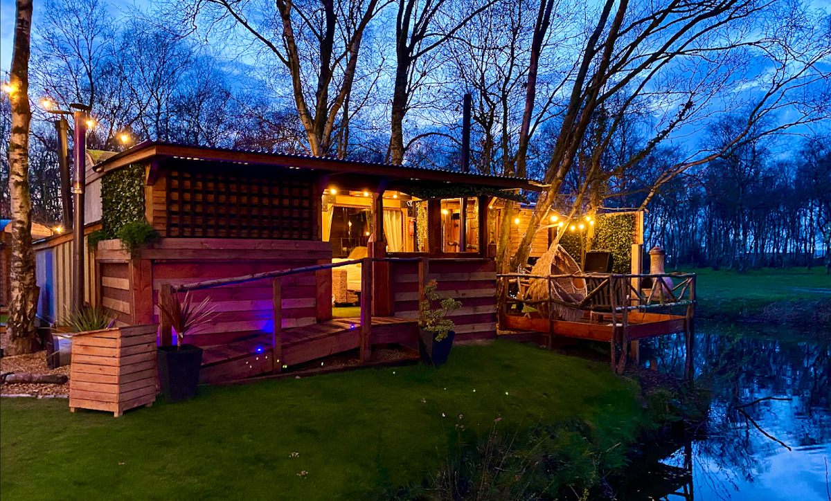 Four Seasons Glamping