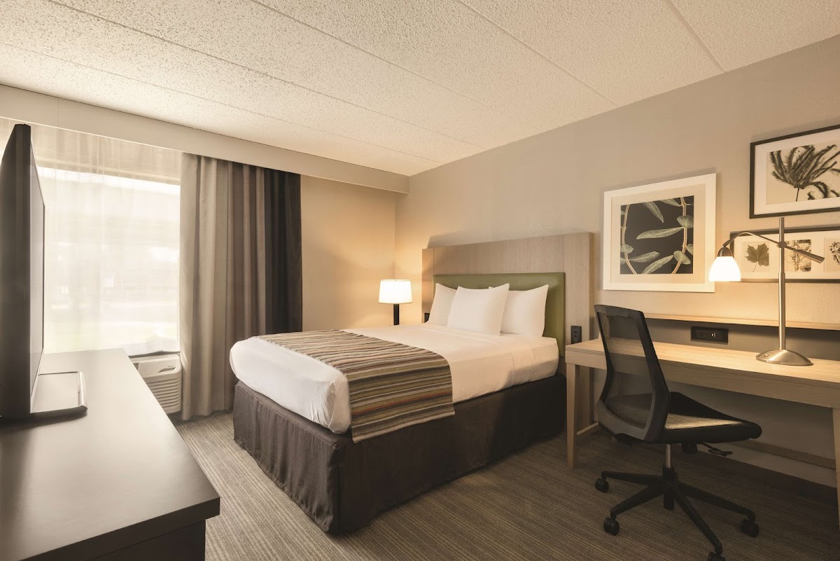 Country Inn & Suites by Radisson, La Crosse, WI photo 2