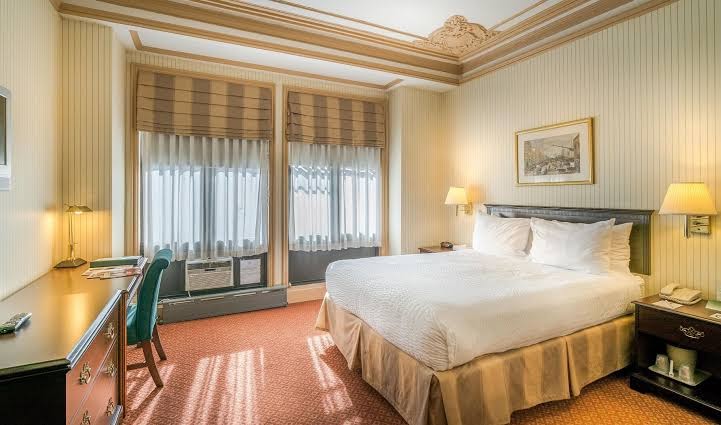Hotel Wolcott photo 2
