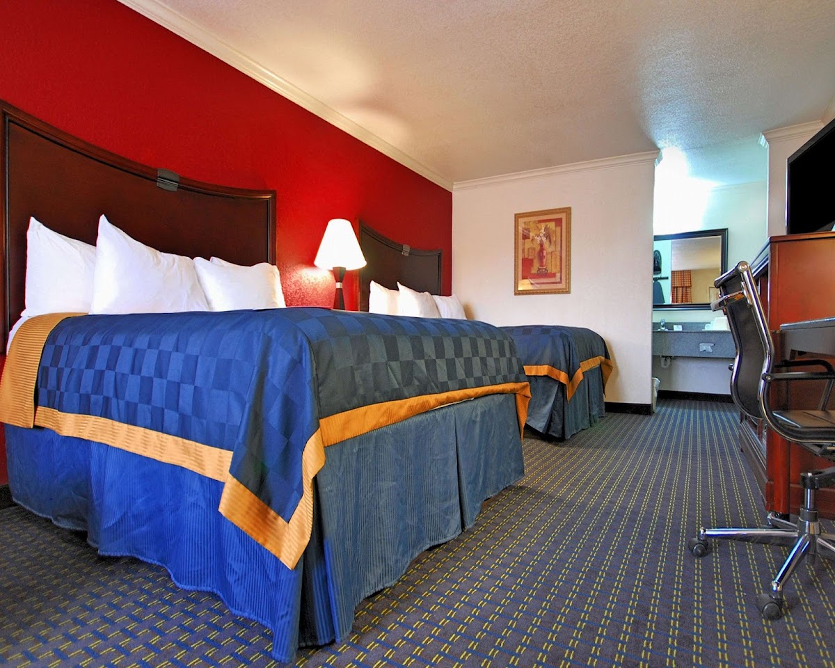 Americas Best Value Inn Kingsville photo 2