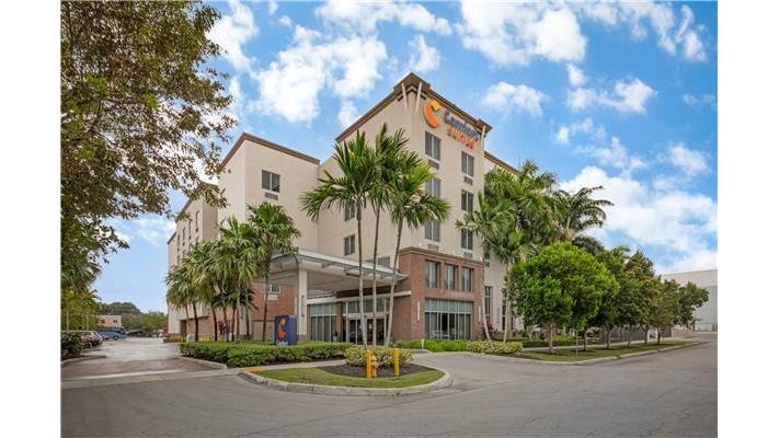 Comfort Suites Miami Airport North