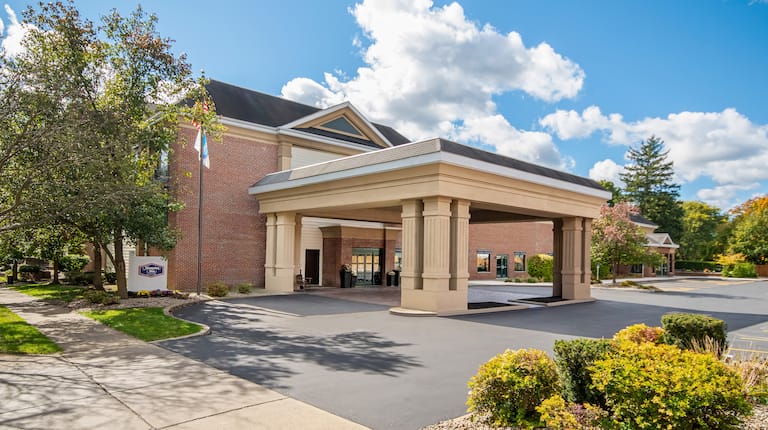 Hampton Inn East Aurora