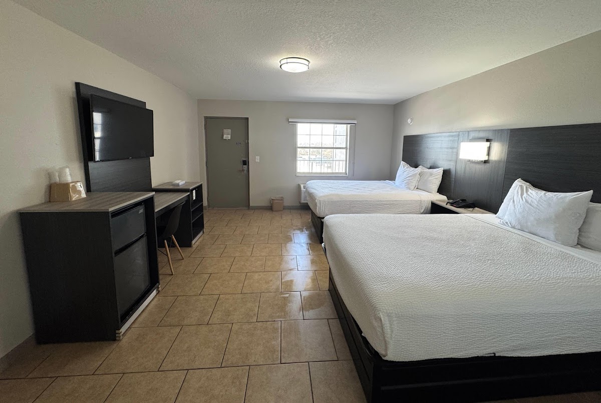 Travelodge by Wyndham Venice photo 2