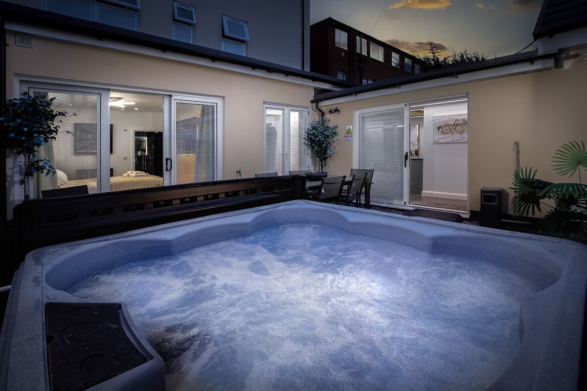 Swish Holiday Apartments photo 3
