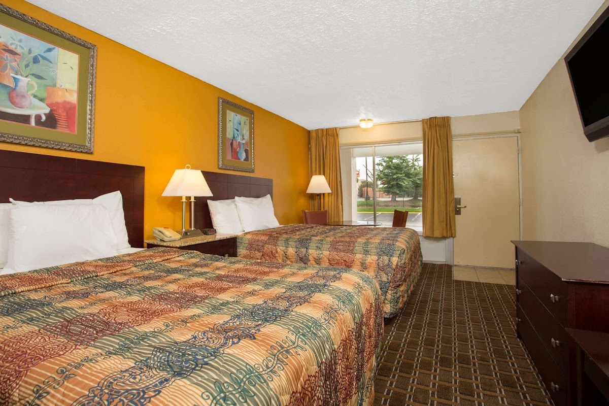 Days Inn by Wyndham Chester photo 2