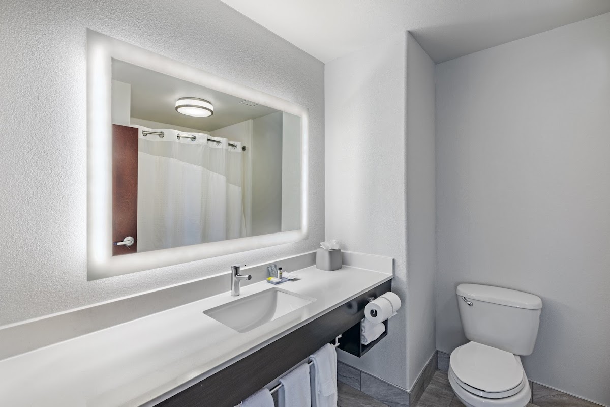 Holiday Inn Express & Suites Guymon by IHG photo 2