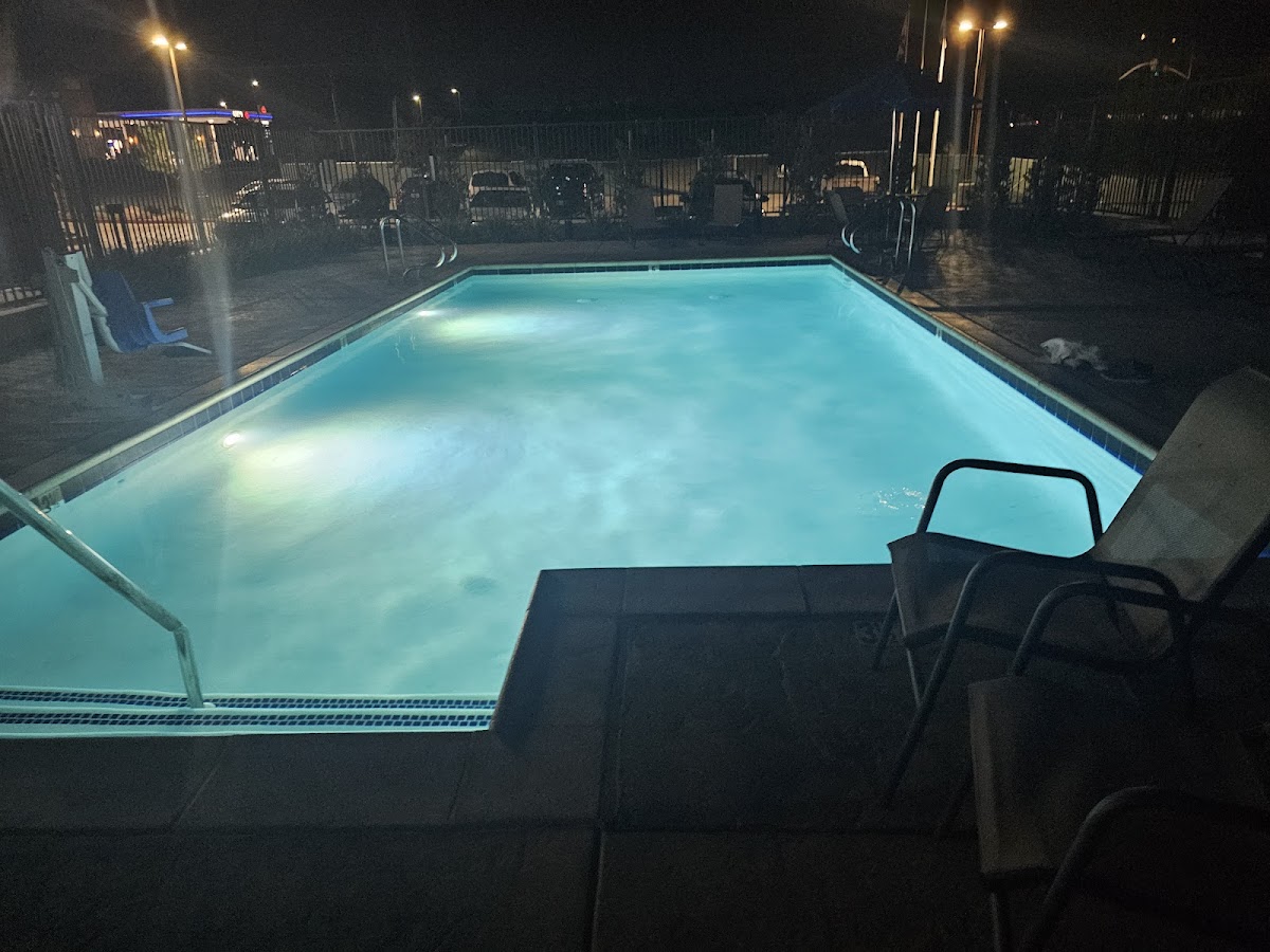 La Quinta Inn & Suites by Wyndham Yucaipa photo 3