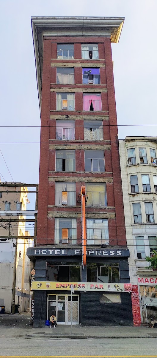Hotel Empress (SRO)