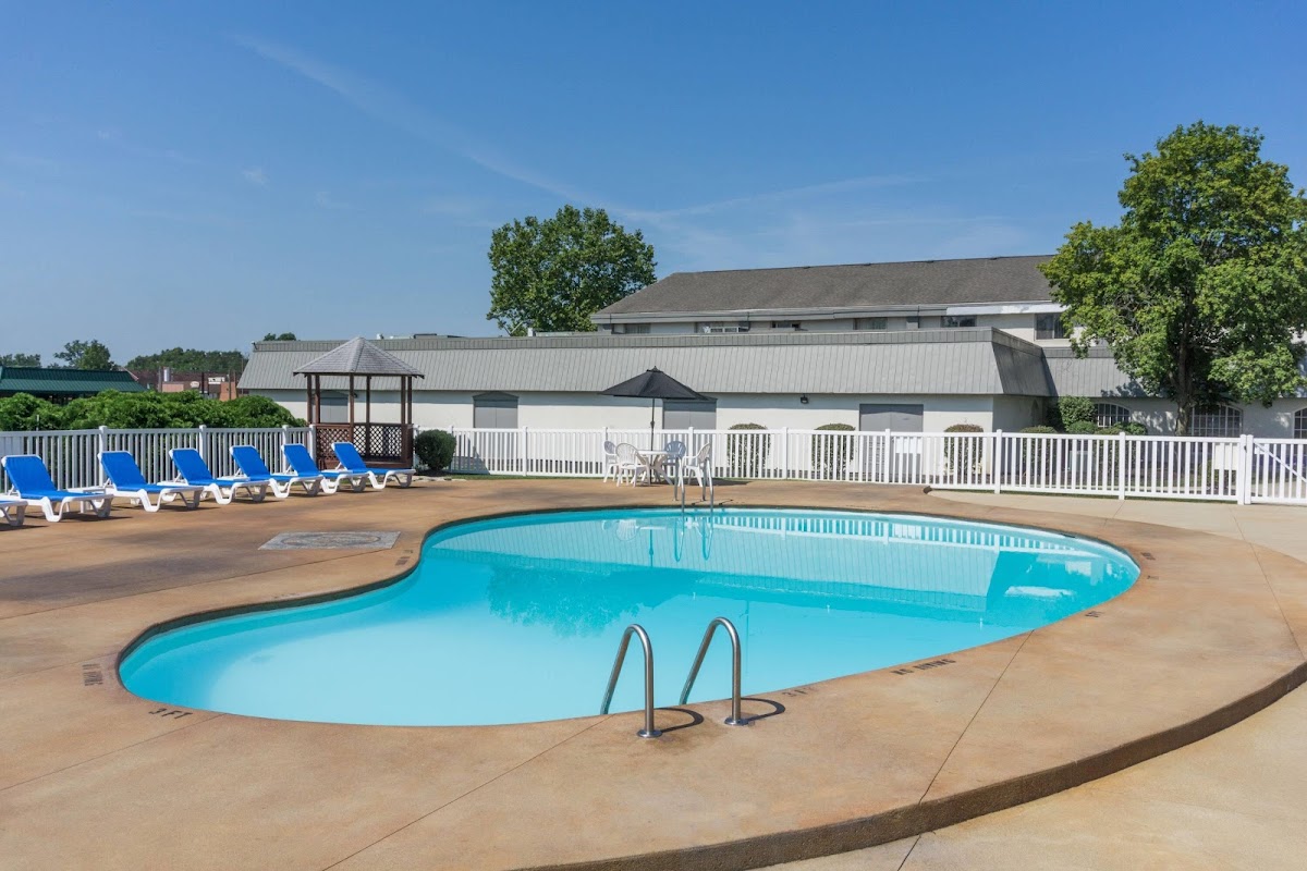 Days Inn by Wyndham Columbus East Airport photo 3