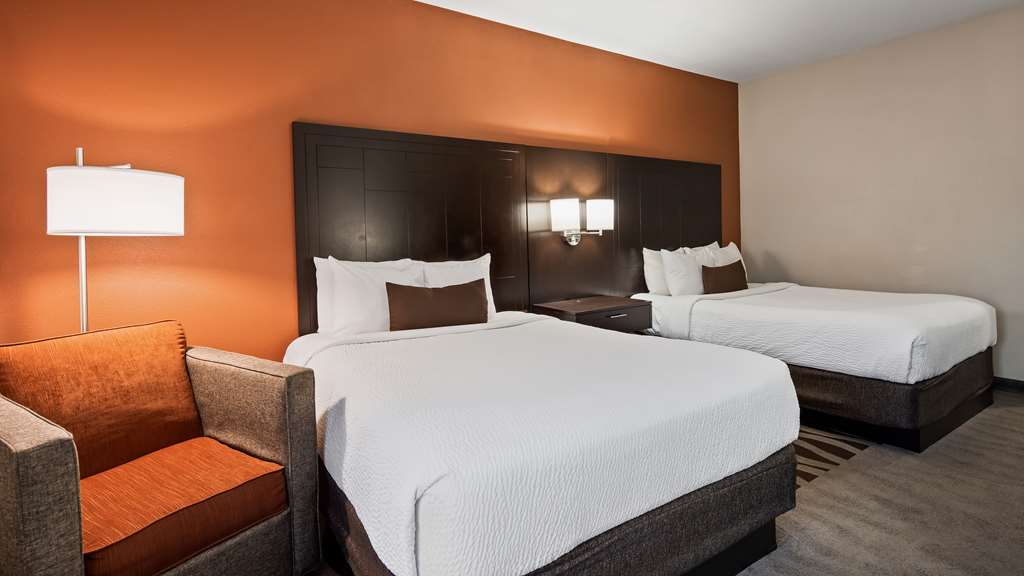 Best Western Plus Lee's Summit Hotel & Suites photo 2