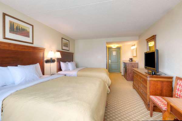 Country Inn & Suites by Radisson, Fredericksburg, VA photo 2