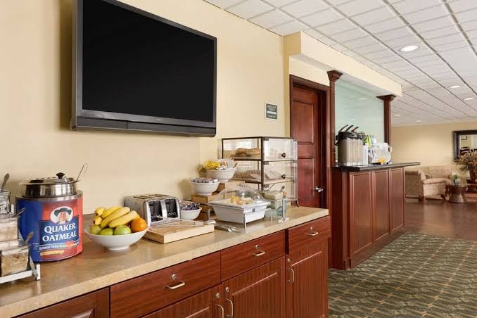 Country Inn & Suites by Radisson, Fredericksburg, VA photo 3