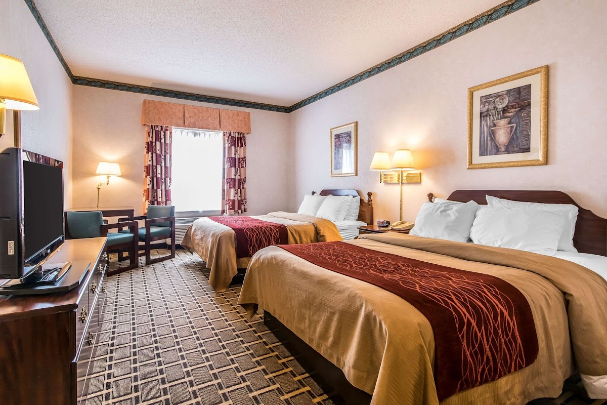 Quality Inn & Suites Evansville North photo 2