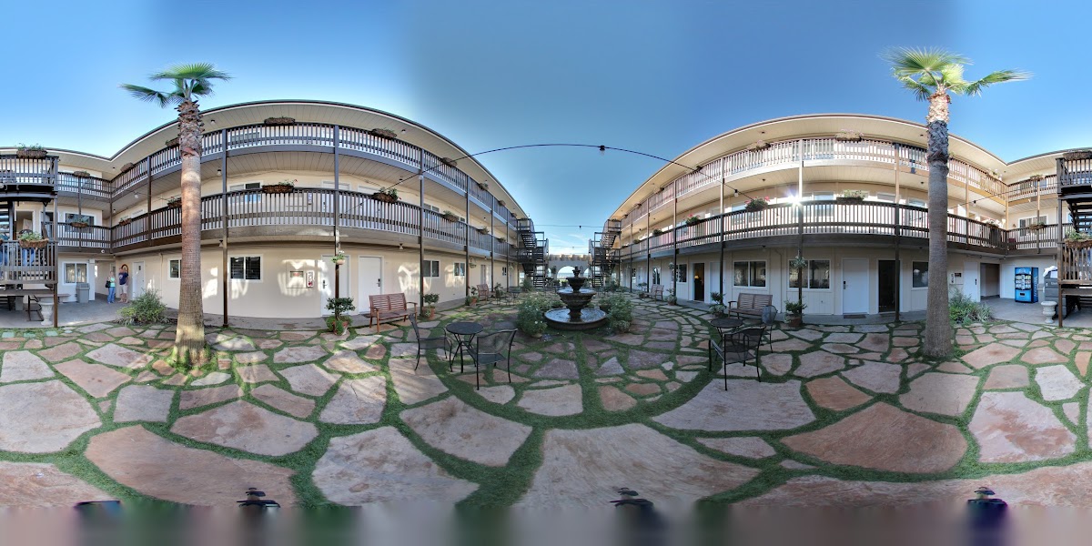 Ocean Beach Hotel photo 3
