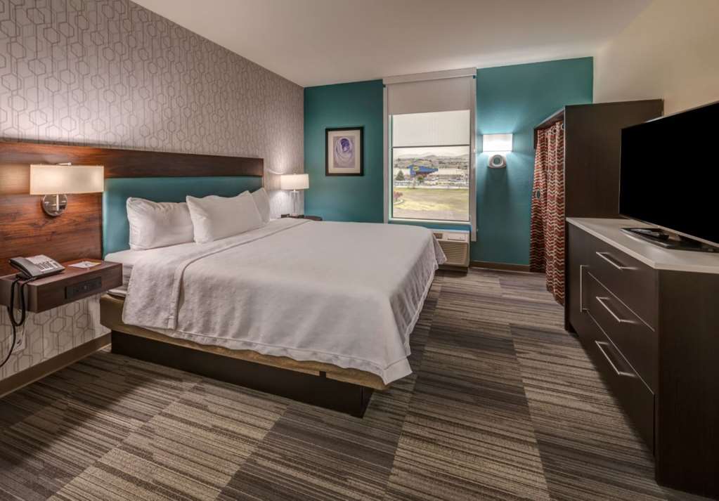 Home2 Suites by Hilton Reno photo 2