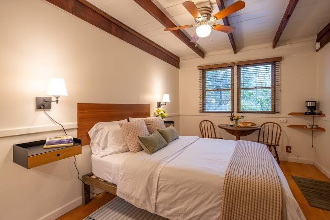 Anderson Valley Inn photo 2