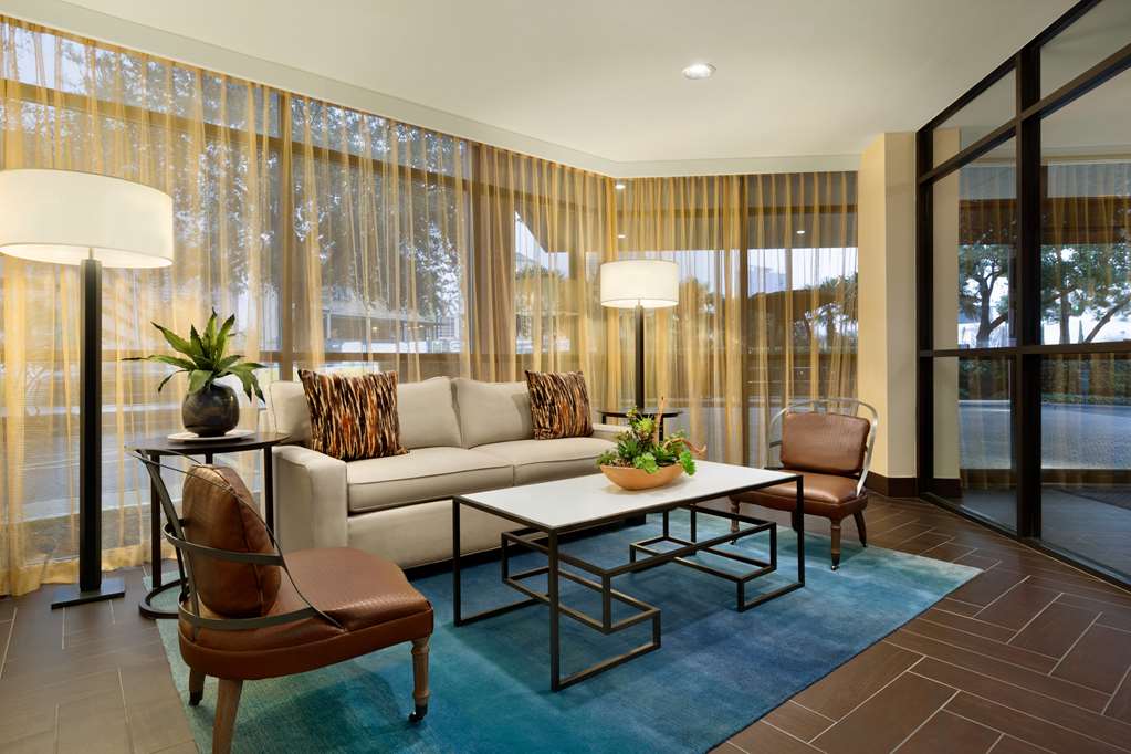 Embassy Suites by Hilton Austin Downtown South Congress photo 3