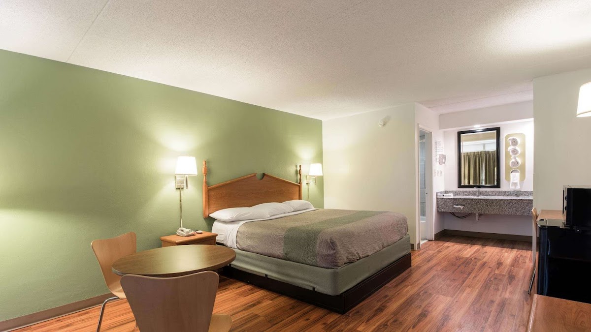 Motel 6 Pulaski, TN photo 2