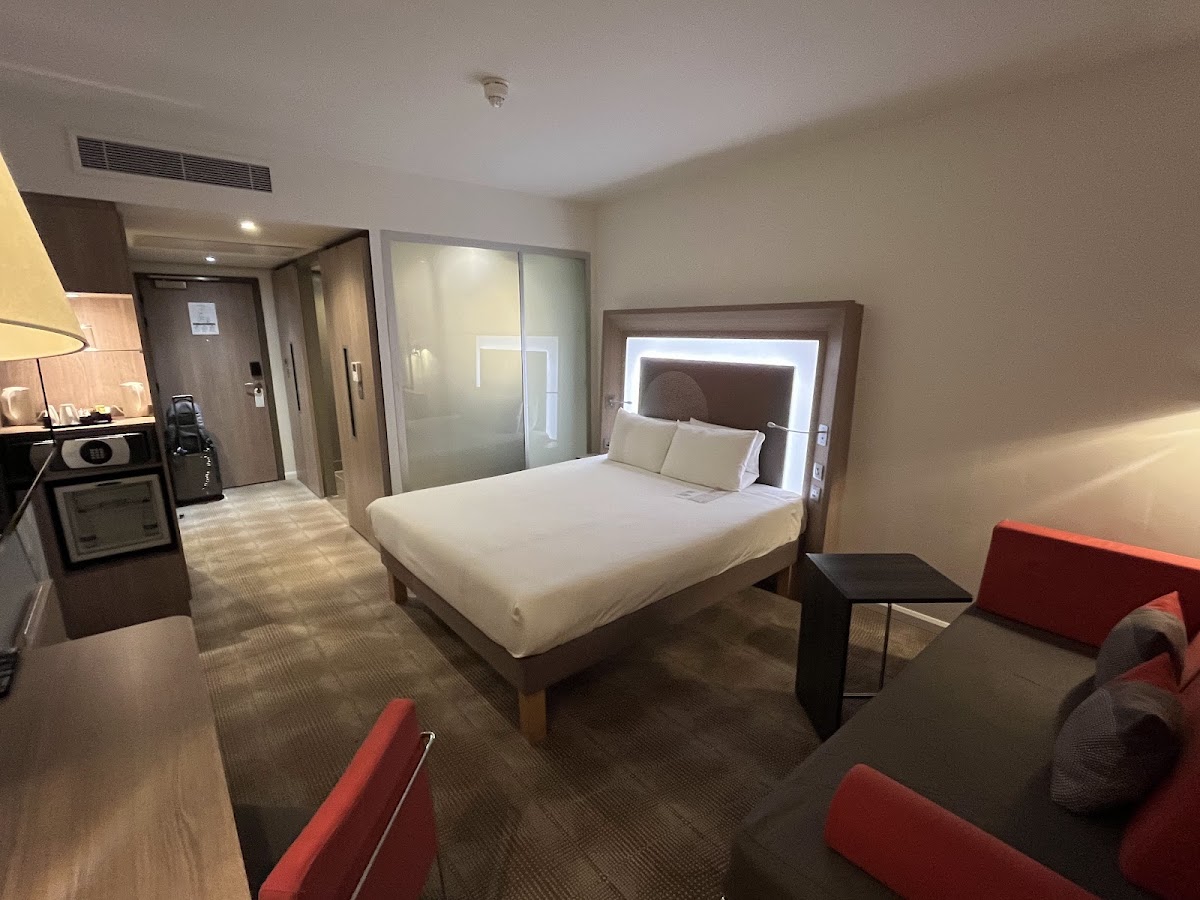 Novotel London Brentford photo 2