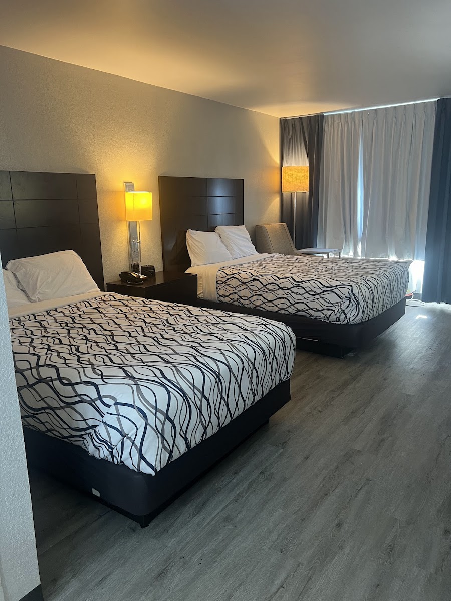 Zen Living Suites Extended Stay - Orange Park photo 2
