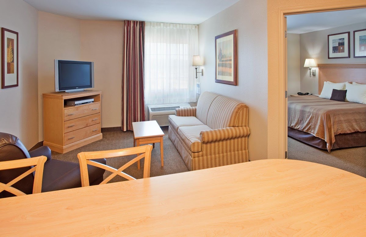 Candlewood Suites Junction City/Ft. Riley by IHG photo 2