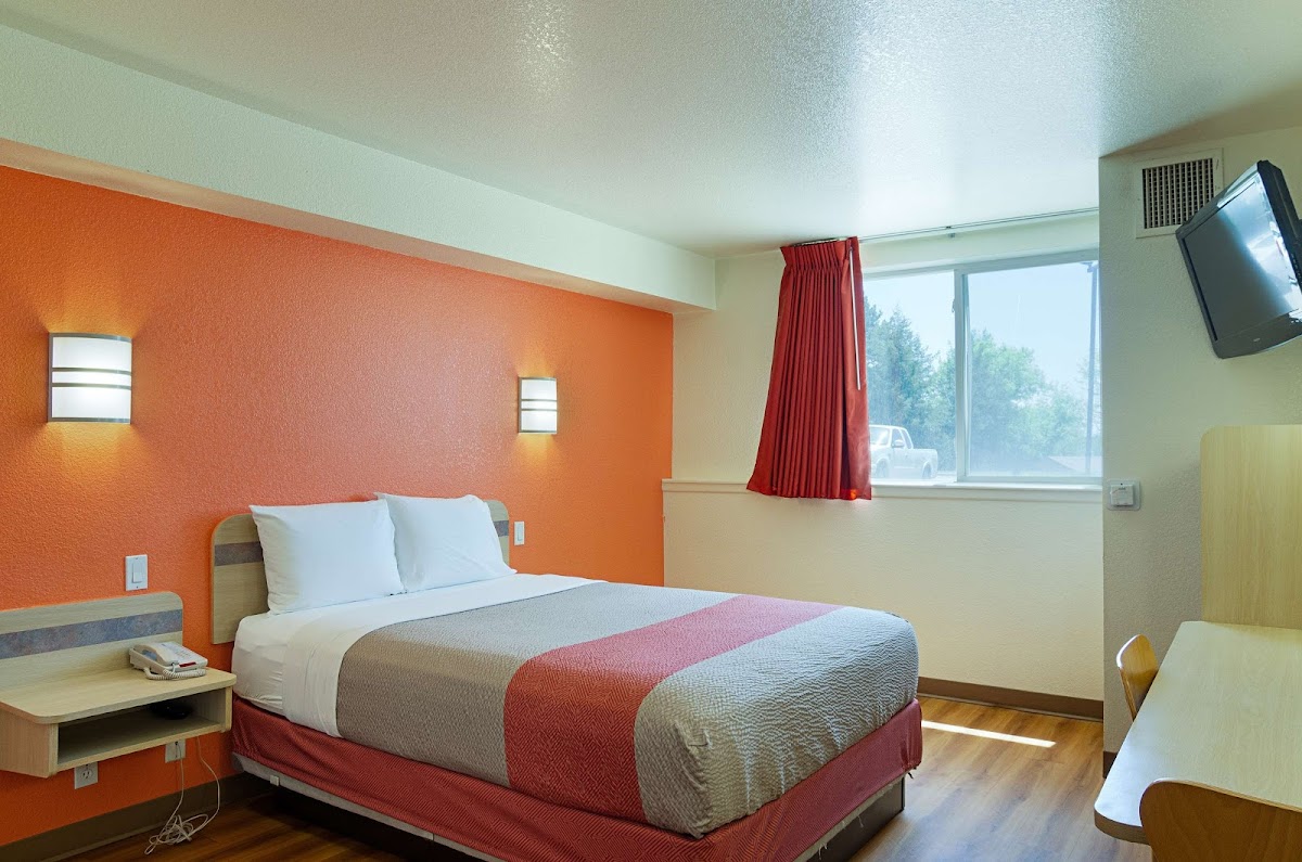 Motel 6 Fort Lupton, CO photo 2