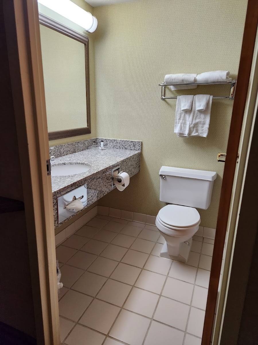 Lynchburg Grand Hotel photo 3
