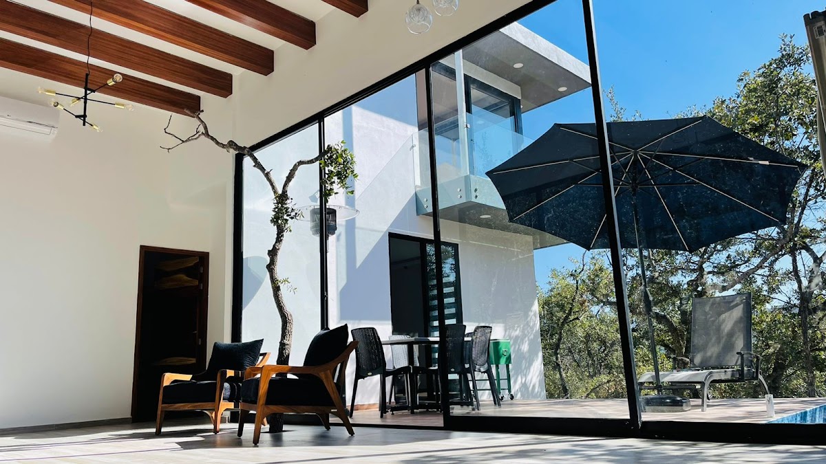 CASA LAS NUBES