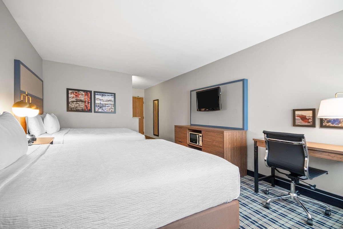 AmericInn by Wyndham Beloit photo 2