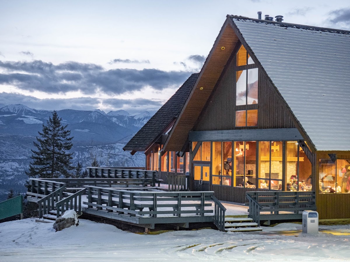 Fairmont Hot Springs Resort Ski Area