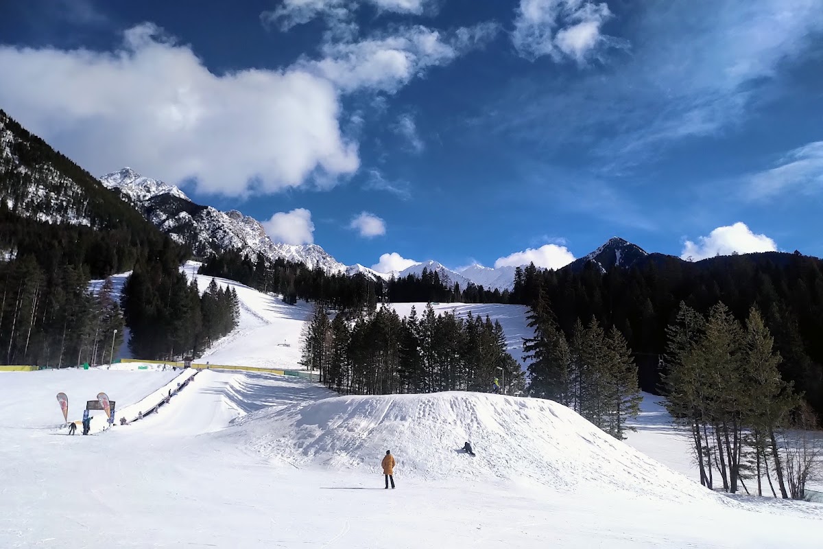 Fairmont Hot Springs Resort Ski Area photo 2