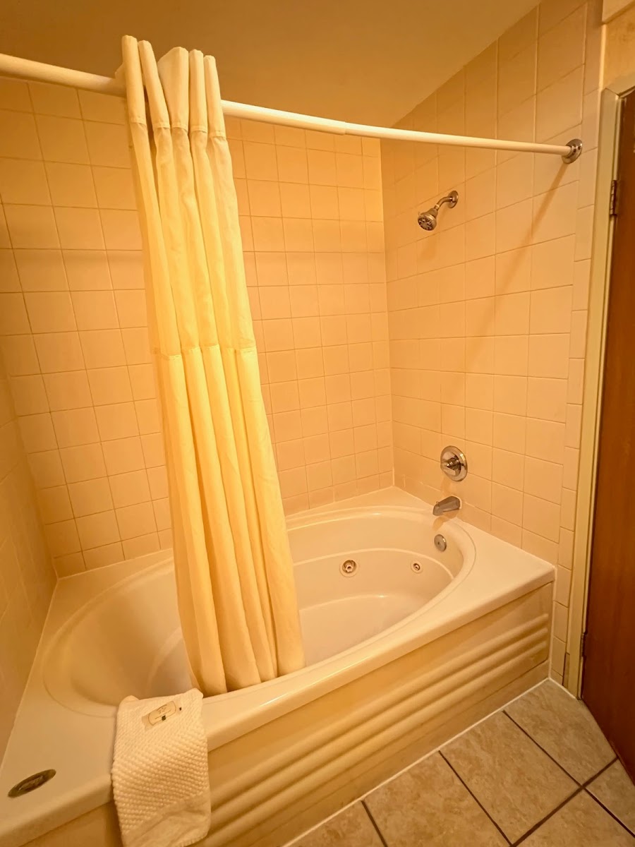 Quality Inn Bend North photo 3