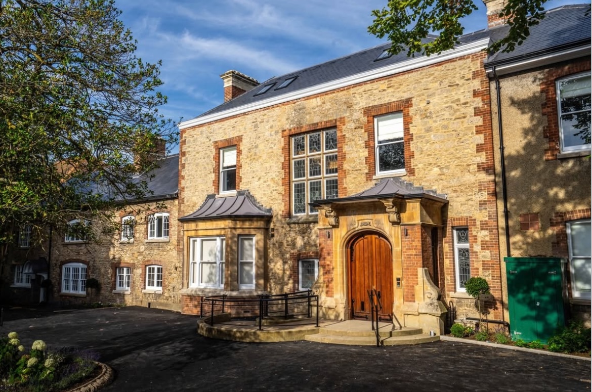 Old Abbey House Hotel