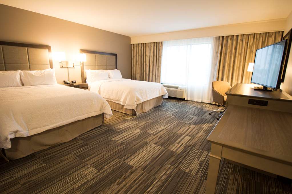 Hampton Inn Decatur Mt. Zion photo 2