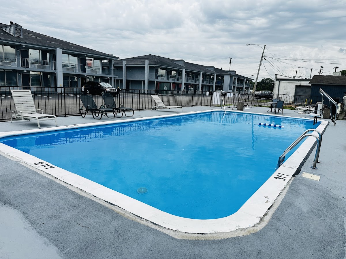 Quality Inn Nashville - Opryland Area photo 3