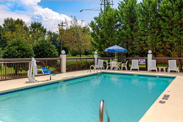 Quality Inn High Point - Archdale photo 3