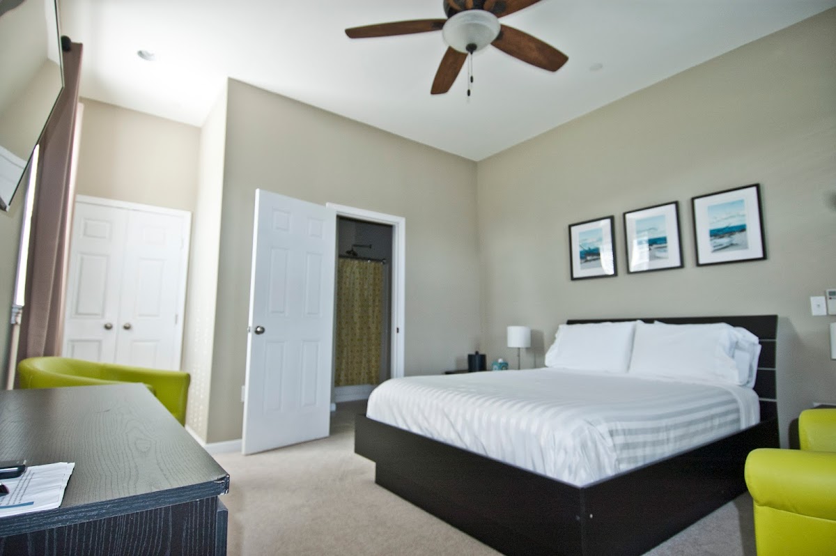 Haven Point Inn and Gallery photo 2
