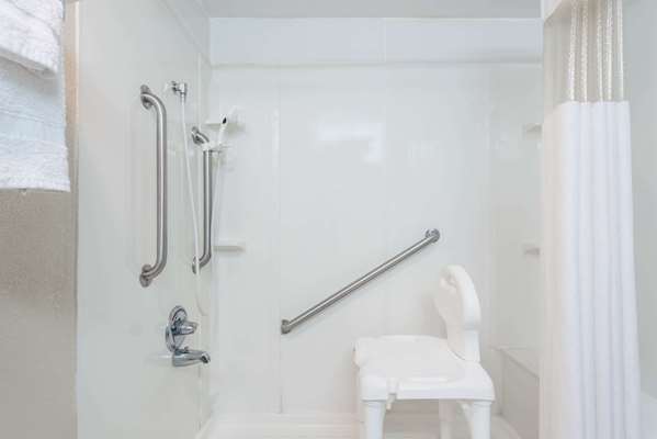 Travelodge by Wyndham Lancaster Amish Country photo 3