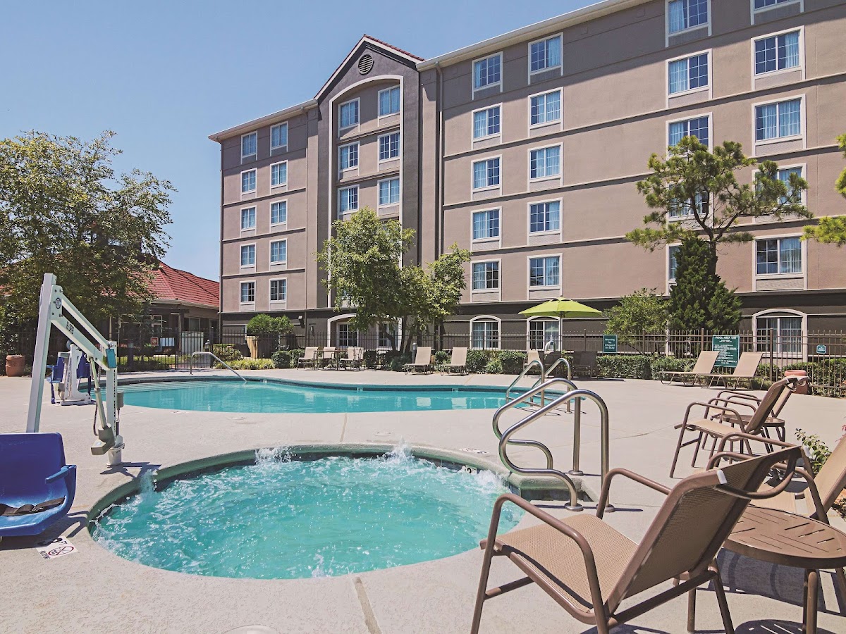 La Quinta Inn & Suites by Wyndham Oklahoma City - NW Expwy