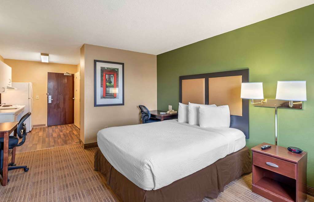 Extended Stay America Suites- Hampton - Coliseum photo 2