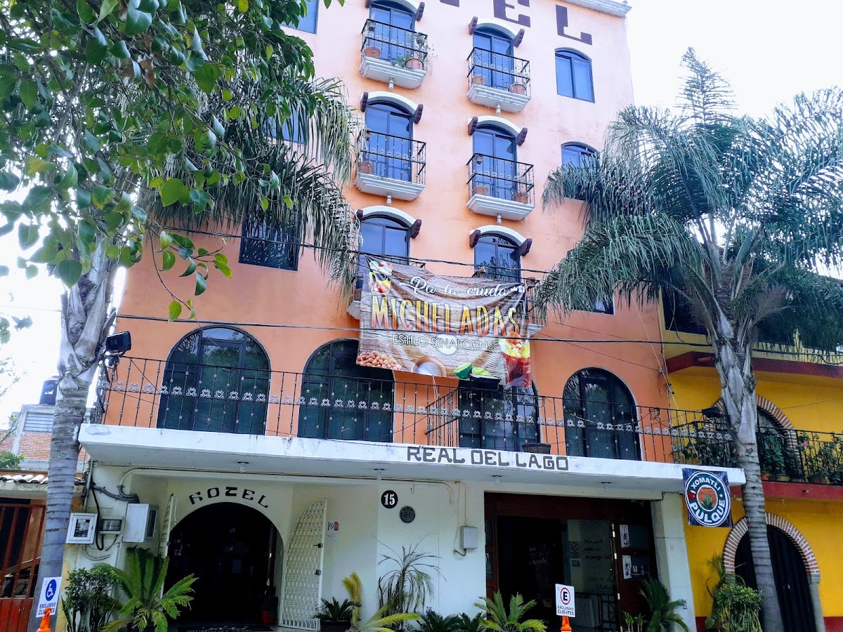 Hotel Real Del Lago
